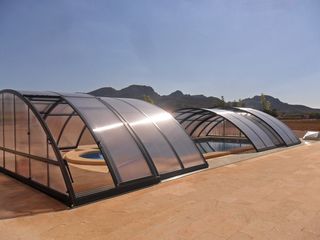 Zastřešení Universe