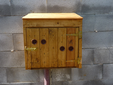 Umístění řídící jednotky ČOV EKO SBR BIO na zdi