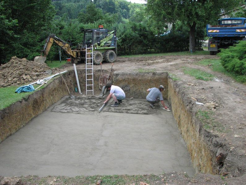 Bazén - Turnov, betonáž základové desky
