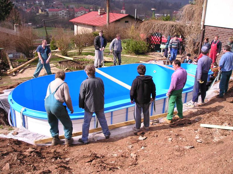 Bazén - Semily, usazení bazénu