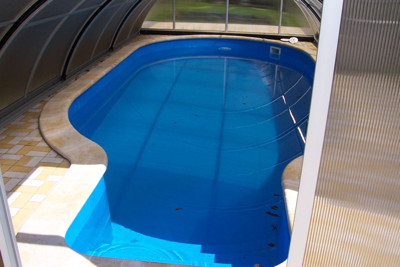 Bazén, pohled na schody