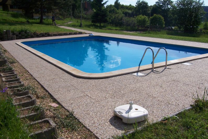 Bazén obdélník, Chatová osada Podháj