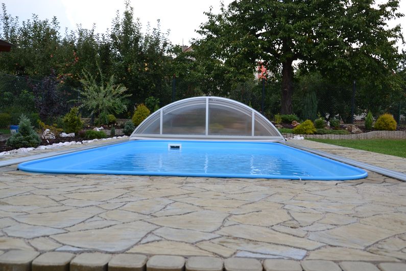 Bazén se zastřešením, Mnichovo  Hradiště