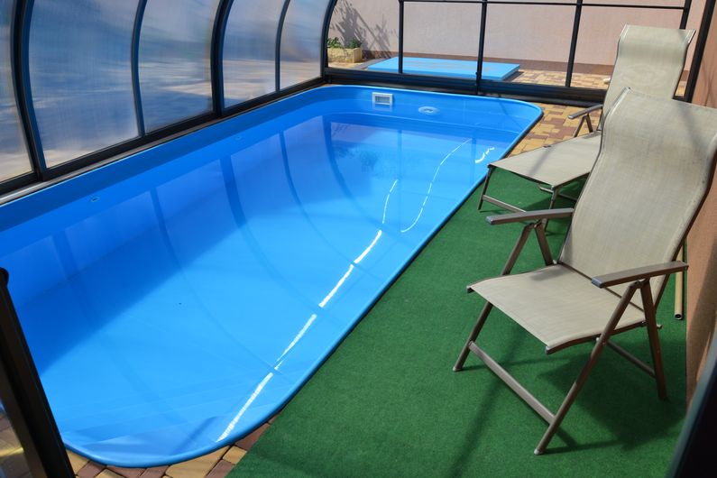 Bazén obdélník s vnitřními schody