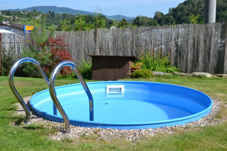 Bazén kruh Turnov