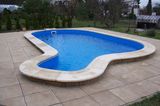 Bazén ovál s atypickým schodištěm