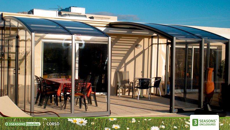 Zastřešení Corso, bronzový kompakt, profil antracit