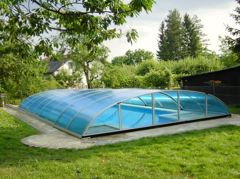 Zastřešení Elegant, modrý polykarbonát střecha a boky, kompakt čela