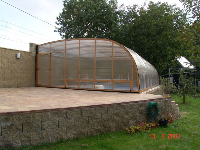 Zastřešení Style, kouřový polykarb., profil dřevodekor