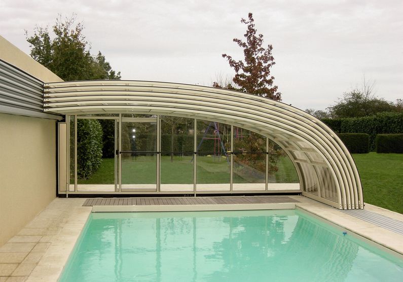 Zastřešení Style, kompakt, béžový profil