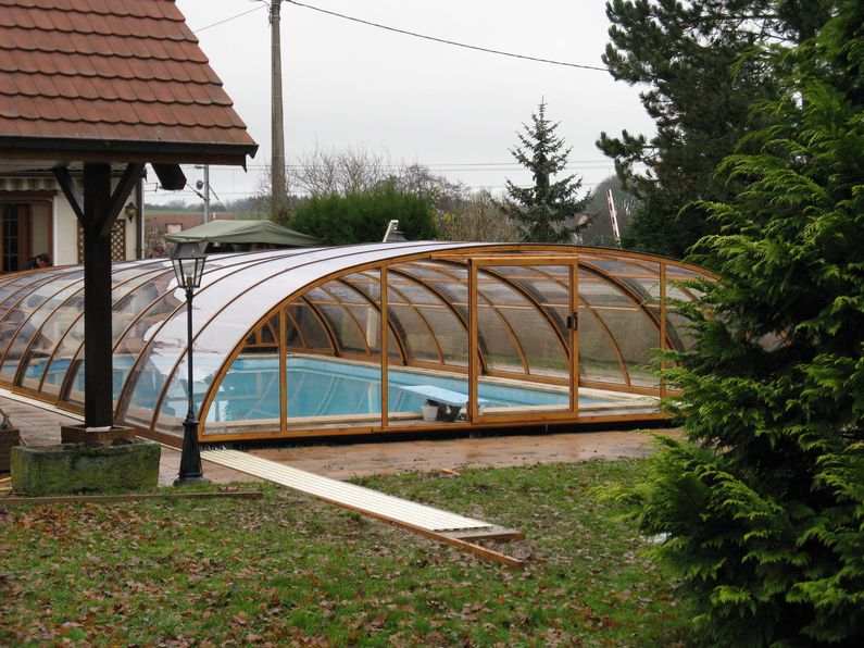 Zastřešení Tropea, kompakt, profil dřevodekor