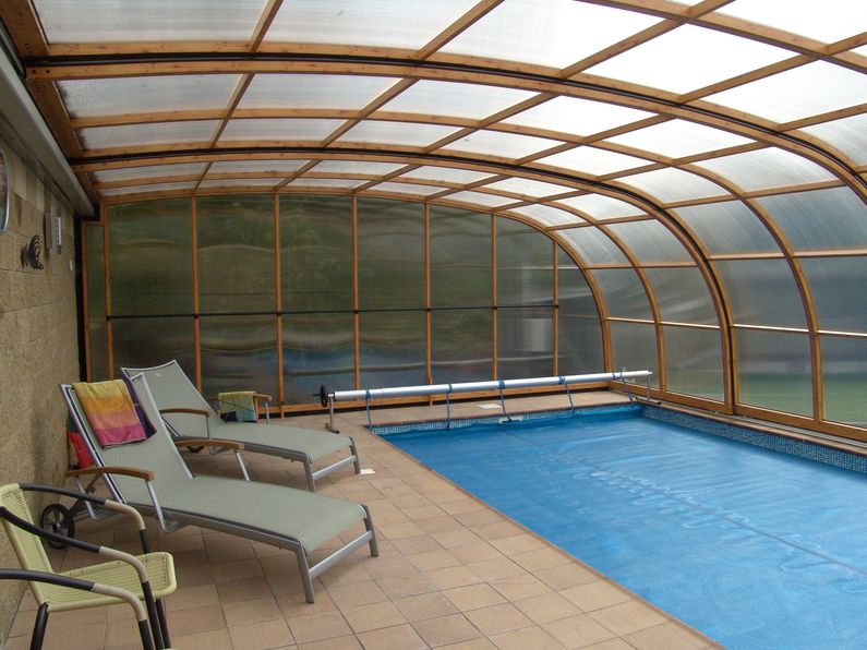 Zastřešení Veranda, čirý polykarbonát, dřevodekor