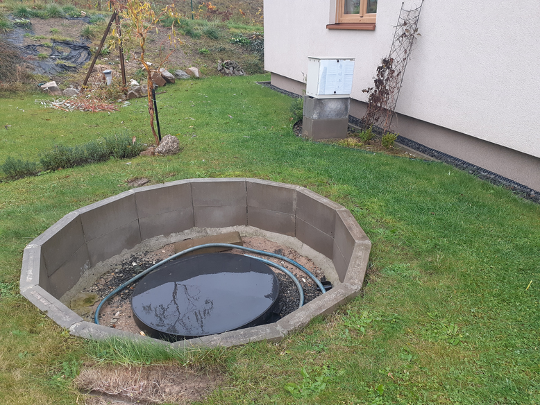 Terénní úpravy kolem ČOV EKO SBR BIO při hlubokém uložení